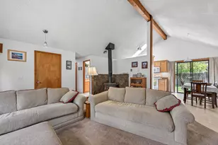 60866 Brosterhous Road, Bend, OR 97702 - Photo 20