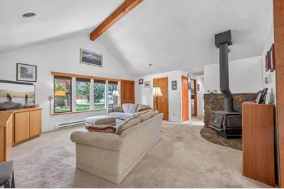60866 Brosterhous Road, Bend, OR 97702 - Photo 16