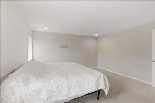 2696 Eastlake Dr SE, Salem, OR 97306 - Photo 28