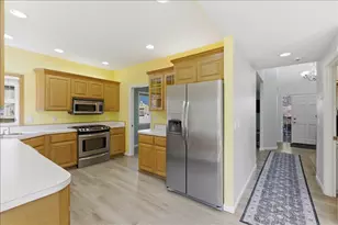 2696 Eastlake Dr SE, Salem, OR 97306 - Photo 16
