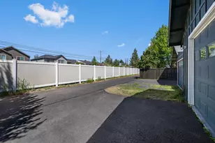 61219 Fairfield Dr, Bend, OR 97702 - Photo 30