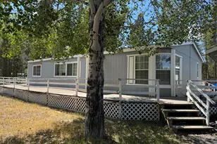 15900 Parkway Dr, La Pine, OR 97739 - Photo 2
