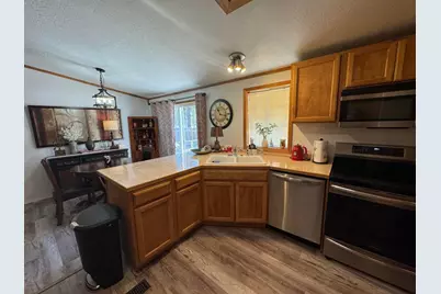 15900 Parkway Drive, La Pine, OR 97739 - Photo 14