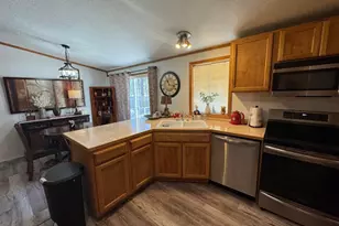 15900 Parkway Dr, La Pine, OR 97739 - Photo 14