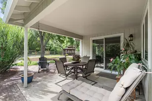 184 Meadow View Dr, Phoenix, OR 97535 - Photo 32