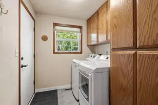 184 Meadow View Dr, Phoenix, OR 97535 - Photo 26