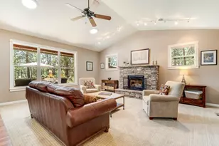 19479 W Campbell Rd, Bend, OR 97702 - Photo 8