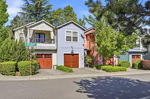 692 SE Vine Maple Ln, Grants Pass, OR 97527 - Photo 2