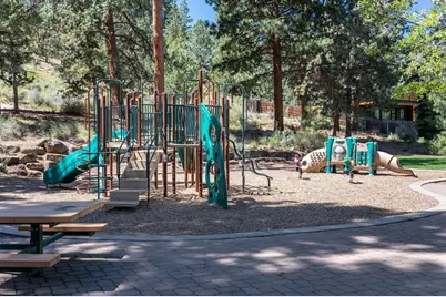 1729 SW Troon Avenue, Bend, OR 97702 - Photo 14