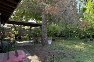 2623 Pomona Way, Medford, OR 97504 - Photo 2