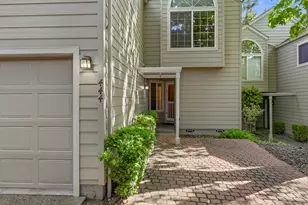 444 Lori Ln, Ashland, OR 97520 - Photo 2