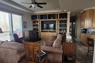 32158 Modoc Point Rd, Chiloquin, OR 97624 - Photo 12