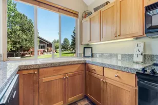 11065 Village Loop, Redmond, OR 97756 - Photo 14