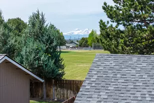 1255 SW 28th St, Redmond, OR 97756 - Photo 34
