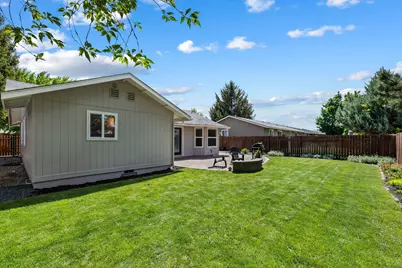 1255 SW 28th Street, Redmond, OR 97756 - Photo 32
