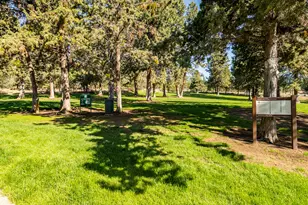 915 NW Saginaw Ave, Bend, OR 97703 - Photo 44