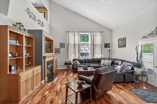 997 N Mountain Ave, Central Point, OR 97502 - Photo 12