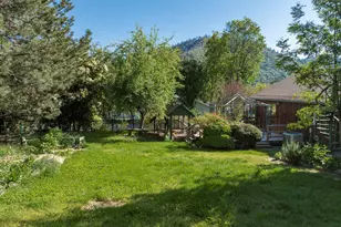 383 N 5th Ave, Gold Hill, OR 97525 - Photo 40