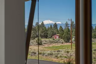 64144 Pioneer Loop, Bend, OR 97701 - Photo 62