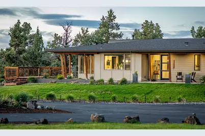 64144 Pioneer Loop, Bend, OR 97701 - Photo 4