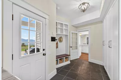 6081 Hillcrest Road, Medford, OR 97504 - Photo 52