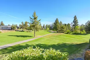 2620 NW Golf Course Dr S, Bend, OR 97703 - Photo 42