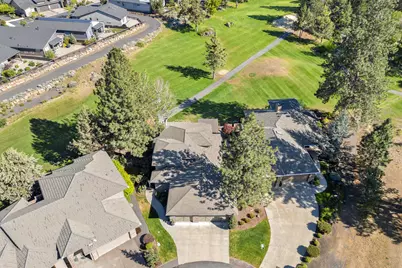 2620 NW Golf Course Drive S, Bend, OR 97703 - Photo 4