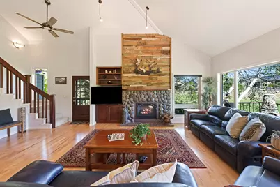 2620 NW Golf Course Drive S, Bend, OR 97703 - Photo 10