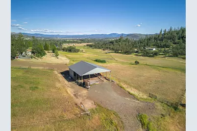 158 Rockingham Circle, Eagle Point, OR 97524 - Photo 36