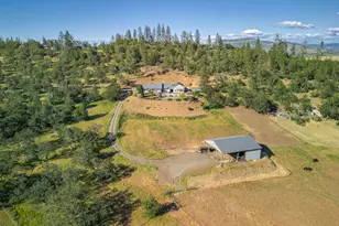 158 Rockingham Cir, Eagle Point, OR 97524 - Photo 40