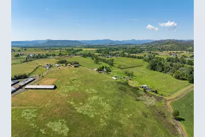 0 E Dutton East Road, Eagle Point, OR 97524 - Photo 4