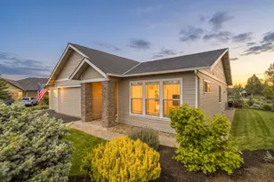 650 Wildwood Falls Ct, Redmond, OR 97756 - Photo 2