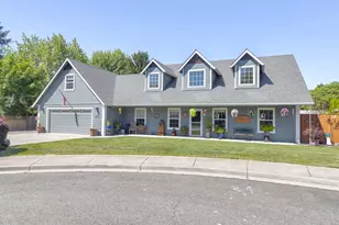 1074 SE Christie Pl, Grants Pass, OR 97526 - Photo 40