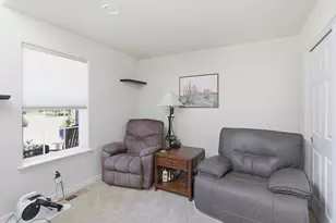 1074 SE Christie Pl, Grants Pass, OR 97526 - Photo 20