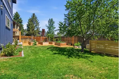 210 N Maple Street, Sisters, OR 97759 - Photo 6