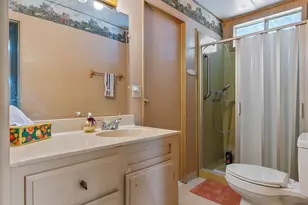 22071 Or-62, Shady Cove, OR 97539 - Photo 10