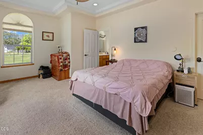 710 Debrick Way, Grants Pass, OR 97526 - Photo 28