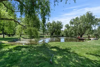 710 Debrick Way, Grants Pass, OR 97526 - Photo 4