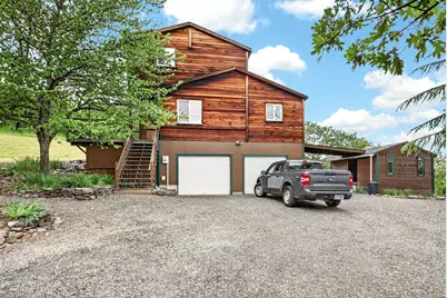4343 Pioneer Road, Medford, OR 97501 - Photo 2