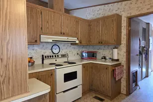 1001 SE 15th St, Bend, OR 97702 - Photo 8