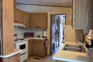 1001 SE 15th St, Bend, OR 97702 - Photo 6