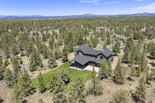 20055 Pacific Hts Rd, Bend, OR 97703 - Photo 62
