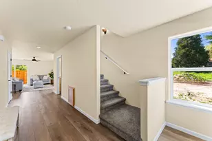 167 SE Champagne Ct, Grants Pass, OR 97527 - Photo 16