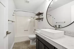 63634 Hunters Cir, Bend, OR 97701 - Photo 18