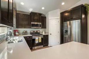 2721 NE Black Oak, Bend, OR 97701 - Photo 8