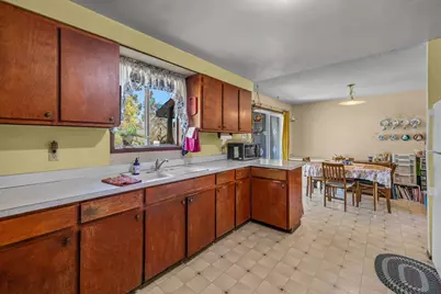 2323 NE 8th Street, Bend, OR 97701 - Photo 6