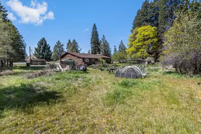2323 NE 8th Street, Bend, OR 97701 - Photo 18