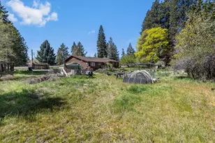 2323 NE 8th St, Bend, OR 97701 - Photo 18