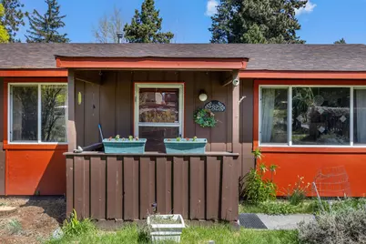 2323 NE 8th Street, Bend, OR 97701 - Photo 32