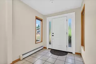 1568 Angelcrest Dr, Medford, OR 97504 - Photo 6